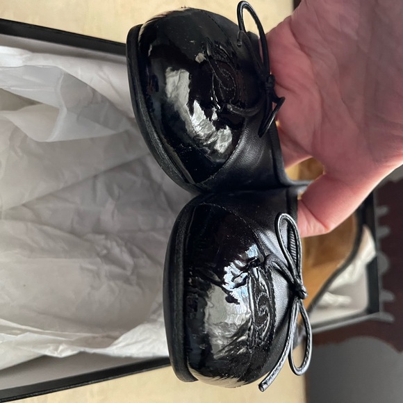 Authentic pre loved Chanel Leather Ballet Flats 36.5 Patent Cap Toe - Picture 8 of 16